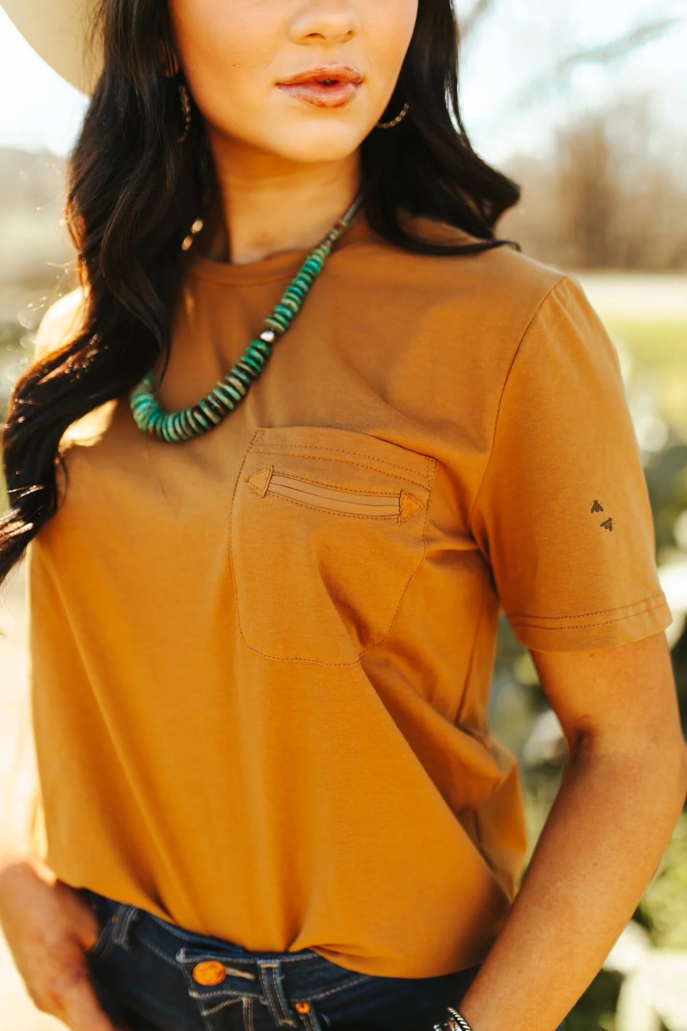 HANDY AS A POCKET TEE BUCKSKIN